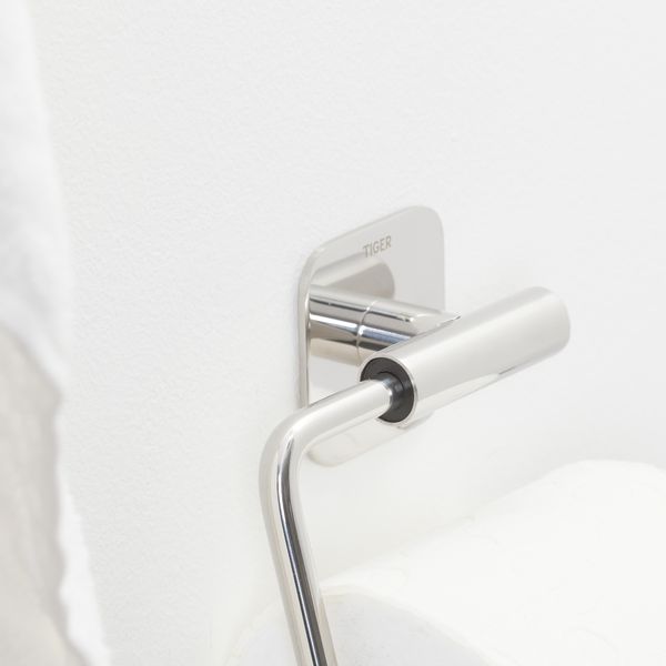 Colar toalettrullholder blankpolert