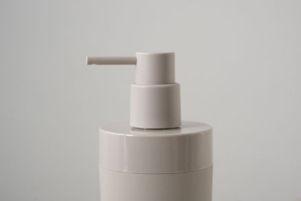 Bloom såpedispenser 300 ml gråbeige