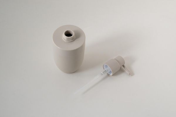 Bloom såpedispenser 300 ml gråbeige