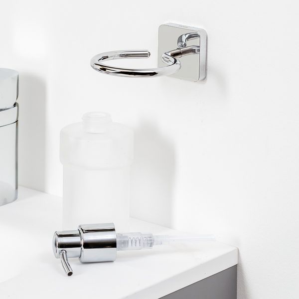 Onu såpedispenser 180 ml krom